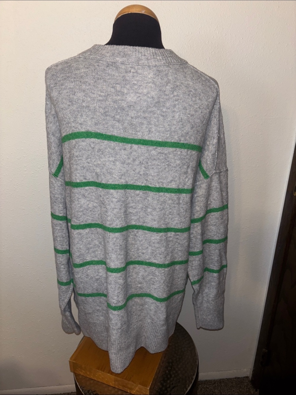 Aerie Crewneck Oversized Soft Grey Sweater with Green Stripes Size Large - Picture 6 of 9